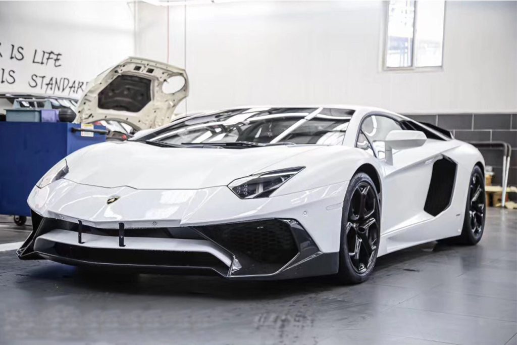 กันชนหน้า LAMBORGHINI Aventador LP700 Coupe ทรง DarwinPRO (Roadster SV)