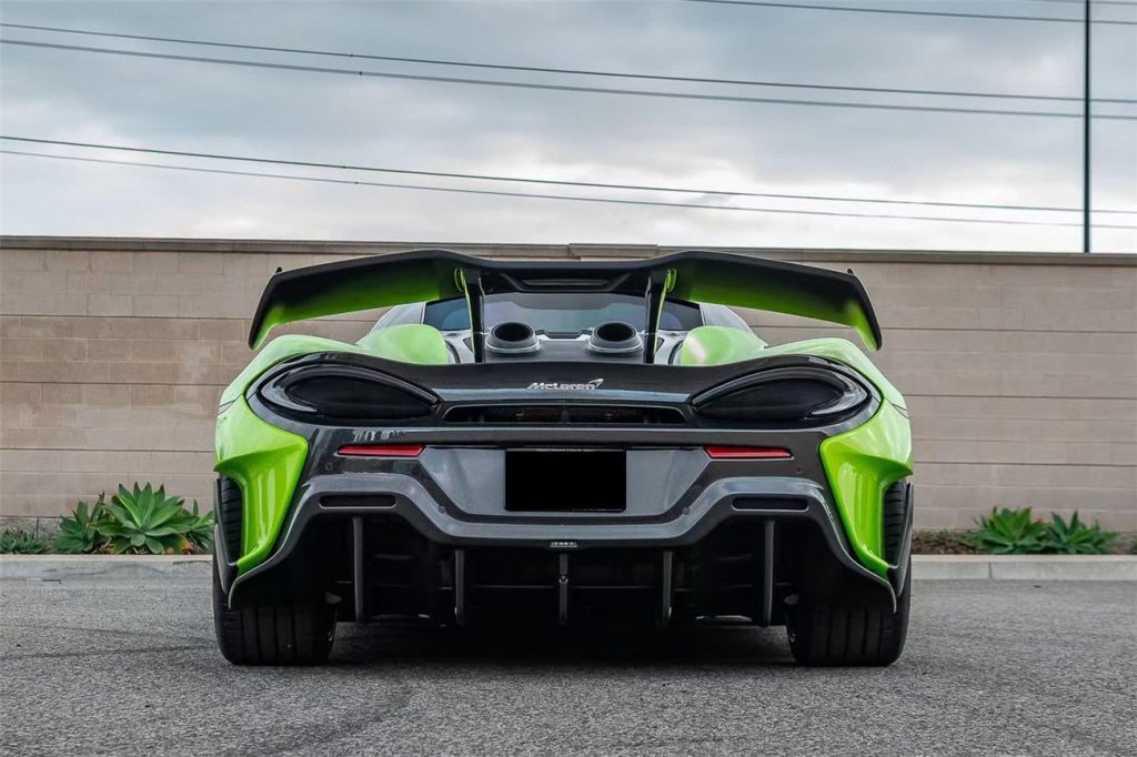 กันชนหลัง Carbon Fiber McLaren 600LT