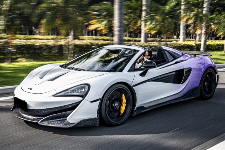 กันชนหน้า Carbon Fiber McLaren 600LT ทรง DarwinPRO