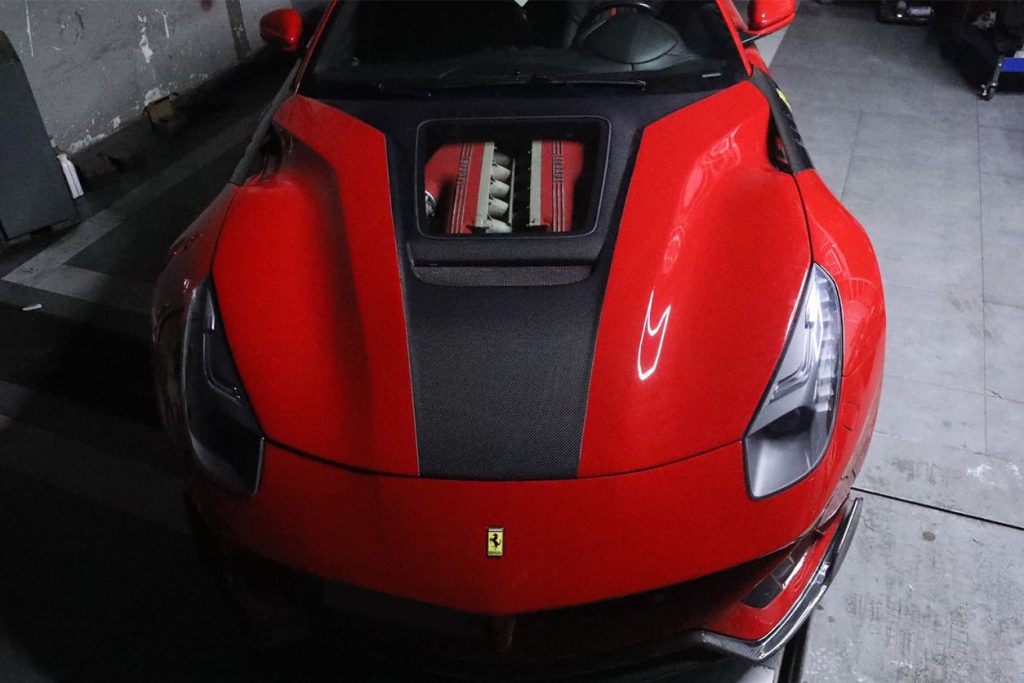 ฝากระโปรงหน้า Carbon Fiber Ferrari F12 Berlinetta ทรง DarwinPRO (iMP)
