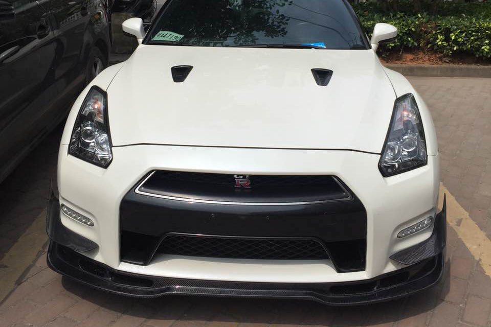 ลิ้นหน้า Carbon Fiber Nissan GT-R R35 2012-2016 ทรง Carbonado