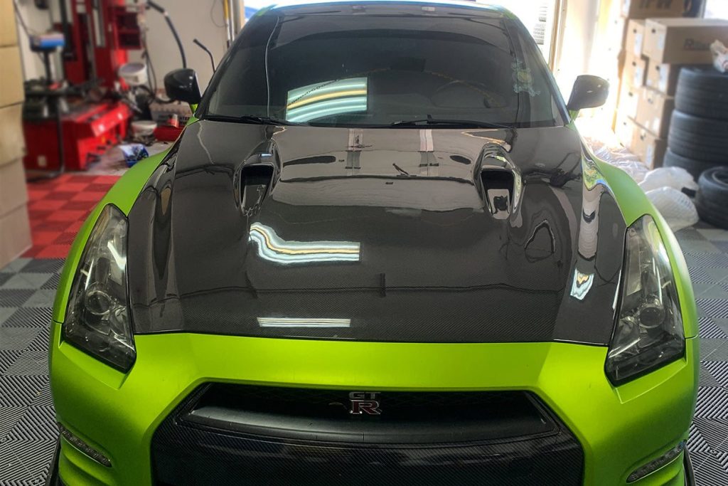 ฝากระโปรงหน้า Carbon Fiber Nissan GT-R R35 2008-2011 (DBA BSE)