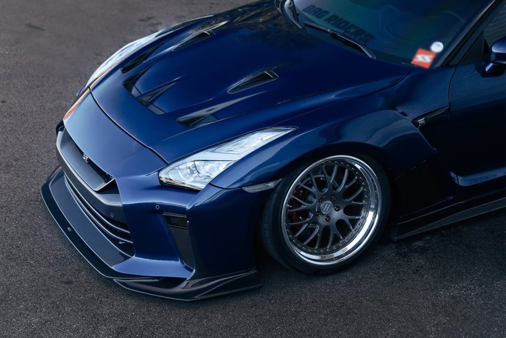 ฝากระโปรงหน้า Carbon Fiber Nissan GT-R R35 NISMO ทรง DarwinPRO (R35 BKSSII)
