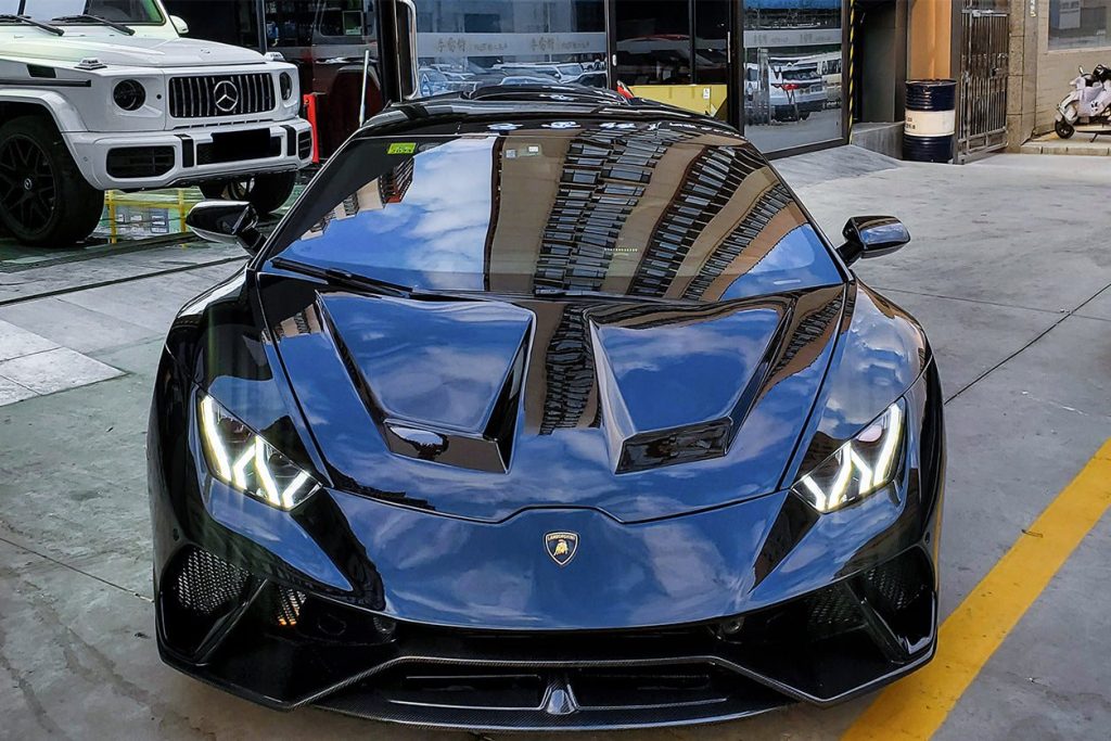 ฝากระโปรงหน้า Carbon Fiber LAMBORGHINI Huracan EVO (Tecnica BKSS)