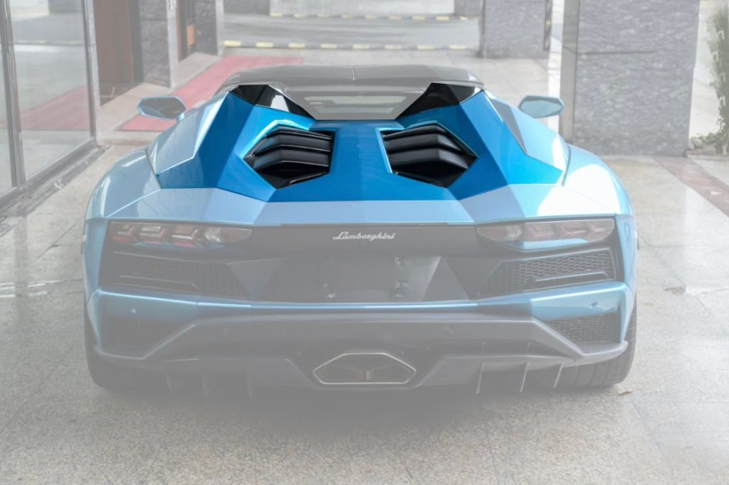 ฝากระโปรงหน้า Carbon Fiber LAMBORGHINI Aventador LP700 Roadster