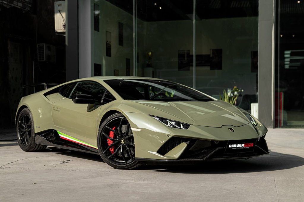 สเกิร์ตข้าง LAMBORGHINI Huracan LP580 (Tecnica PEVO)