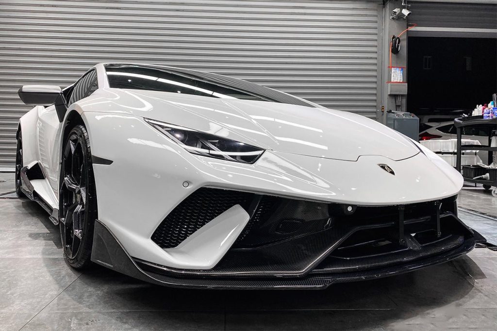 กันชนหน้า Carbon Fiber LAMBORGHINI Huracan EVO (Tecnica BKSS)