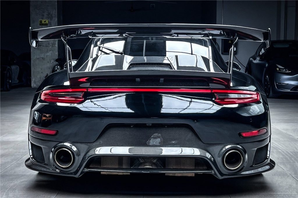 กันชนหลัง PORSCHE 911 991.2 (Only GT2RS)