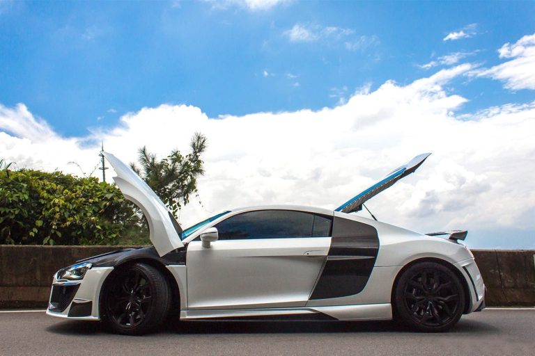 สเกิร์ตข้าง Carbon Fiber AUDI R8 GEN1 Coupe ทรง DarwinPRO