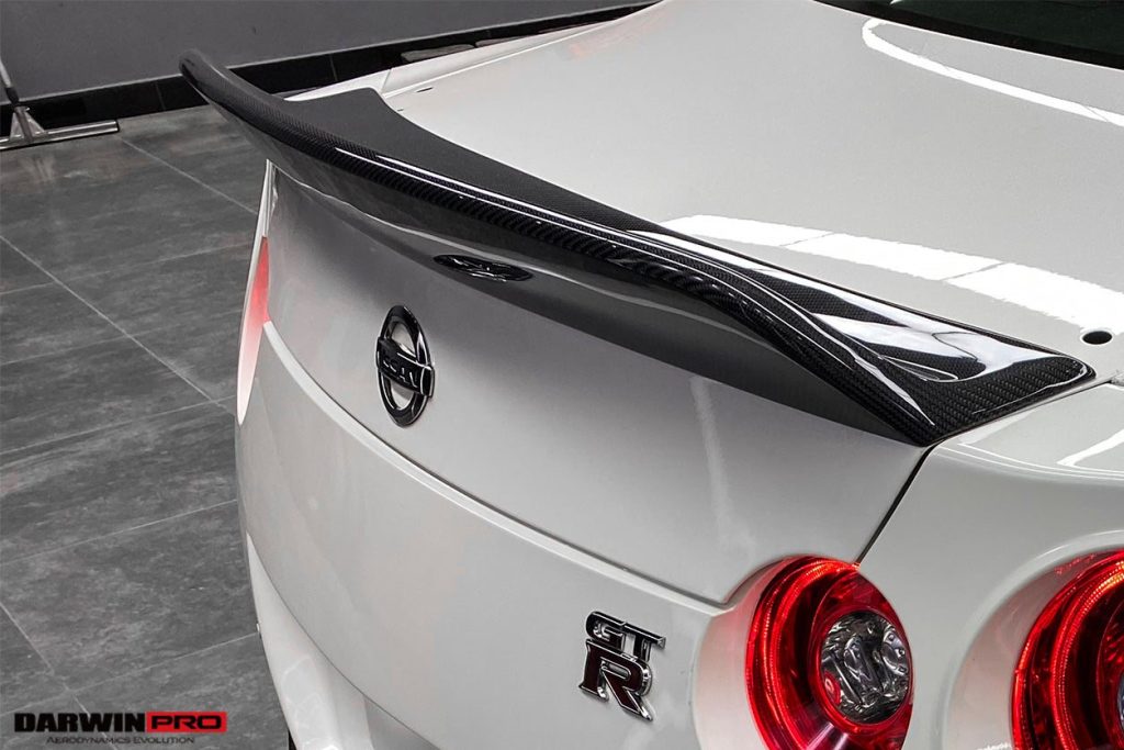 สปอยเลอร์ท้าย Carbon Fiber Nissan GT-R R35 NISMO (EBA BKSS)