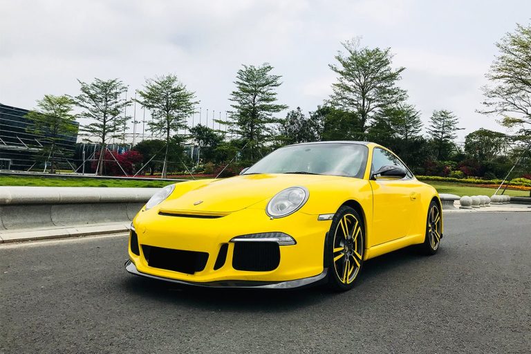 กันชนหน้า PORSCHE 911 997.2 ทรง DarwinPRO (GT3)