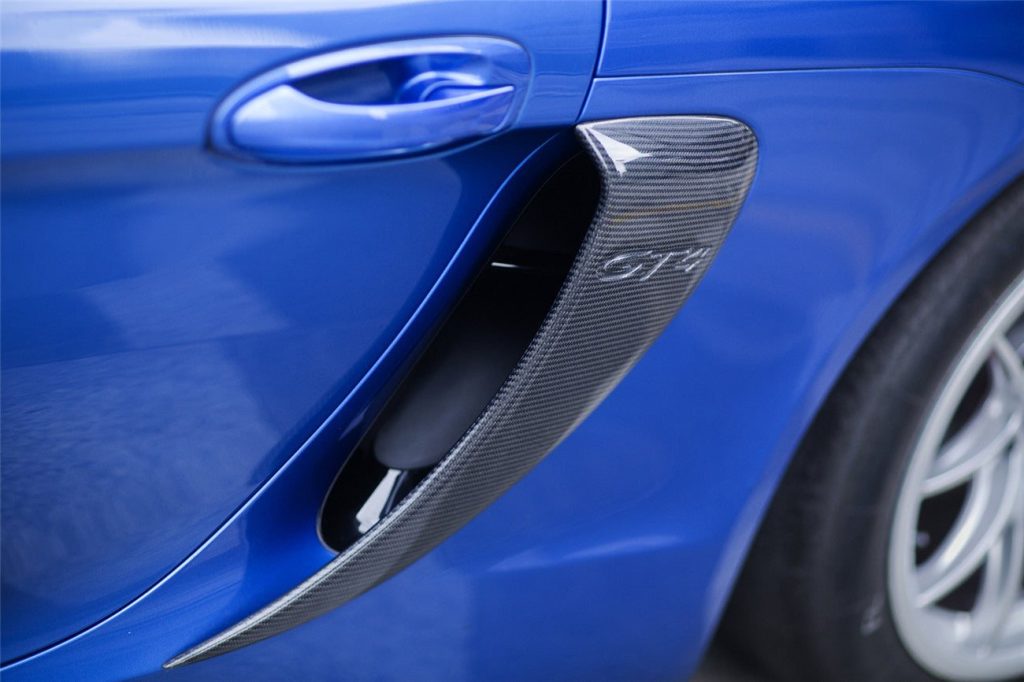 แก้มข้าง Carbon Fiber PORSCHE 718 981 (Cayman GT4)