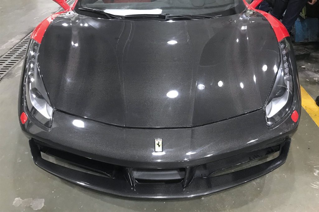 ฝากระโปรงหน้า Carbon Fiber Ferrari 488 GTB
