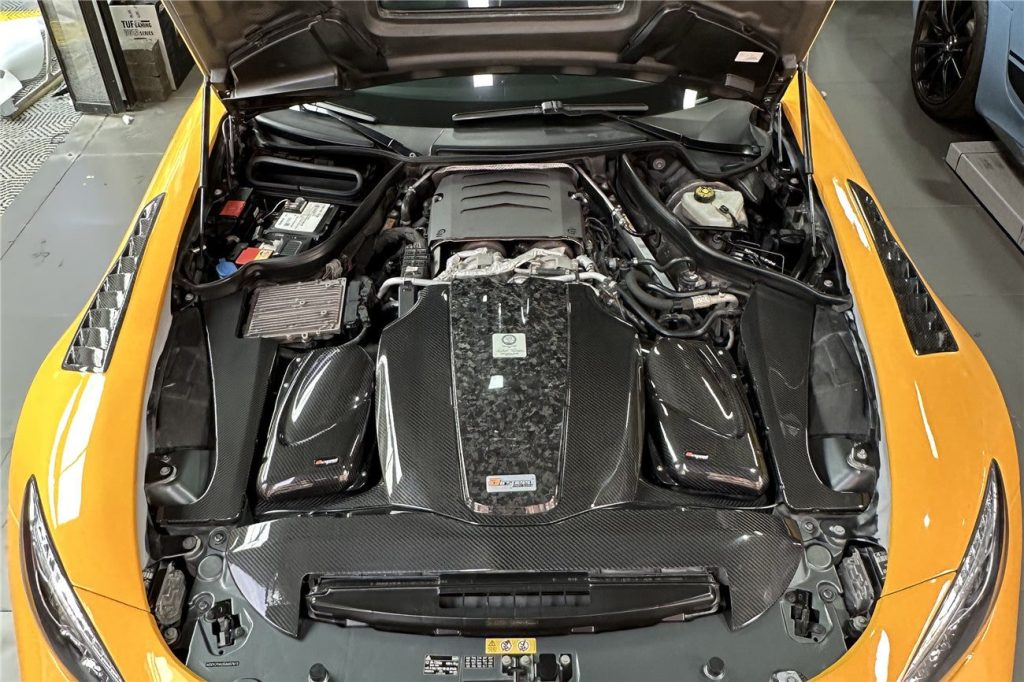ชิ้นส่วนตกแต่ง Autoclave Carbon Fiber MERCEDES BENZ AMG GT C190 2015-2016