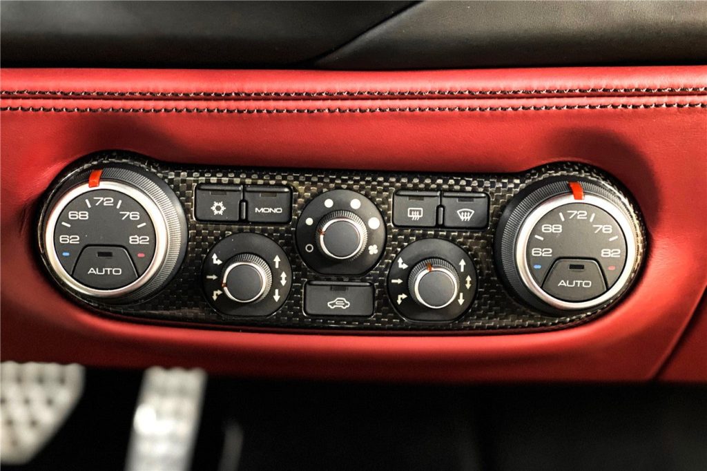 ชิ้นส่วนตกแต่ง Dry Carbon Ferrari 488 GTB 2015-2020 #3