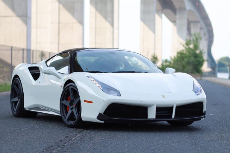ลิ้นหน้า Carbon Fiber Ferrari 488 GTB ทรง DarwinPRO #2