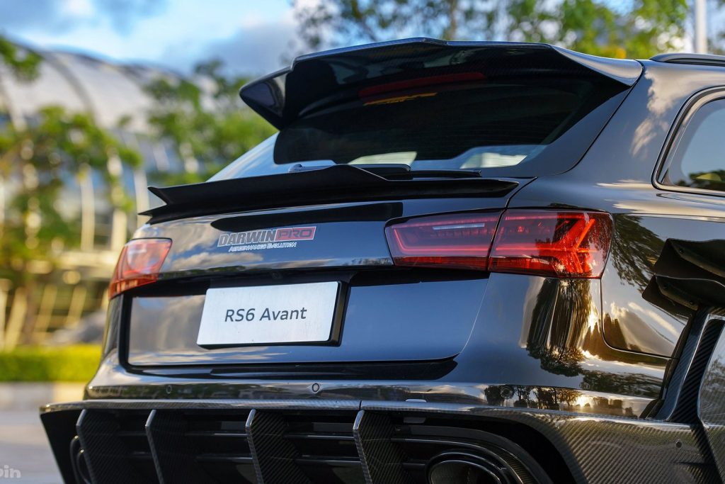 สปอยเลอร์หลังคา AUDI A6 C7 RS6 (Avant BKSS)