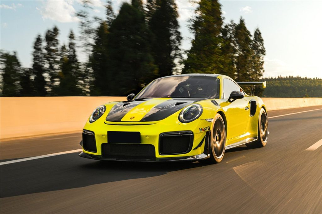 กันชนหน้า Carbon Fiber PORSCHE 911 991.2 Turbo (GT2RS)