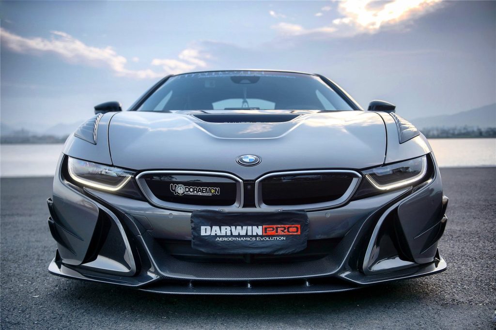 ลิ้นหน้า Carbon Fiber BMW i8