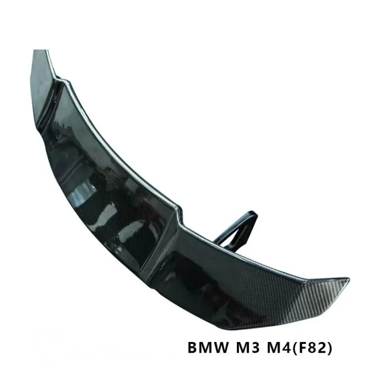 尾翼 Carbon Fiber BMW M3 M4 F80 F82 款式 TAKD