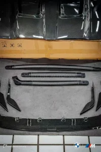 前引擎盖 BMW M4 G82
