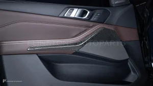 ครอบแผงคอนโซลกลาง BMW X5 G05