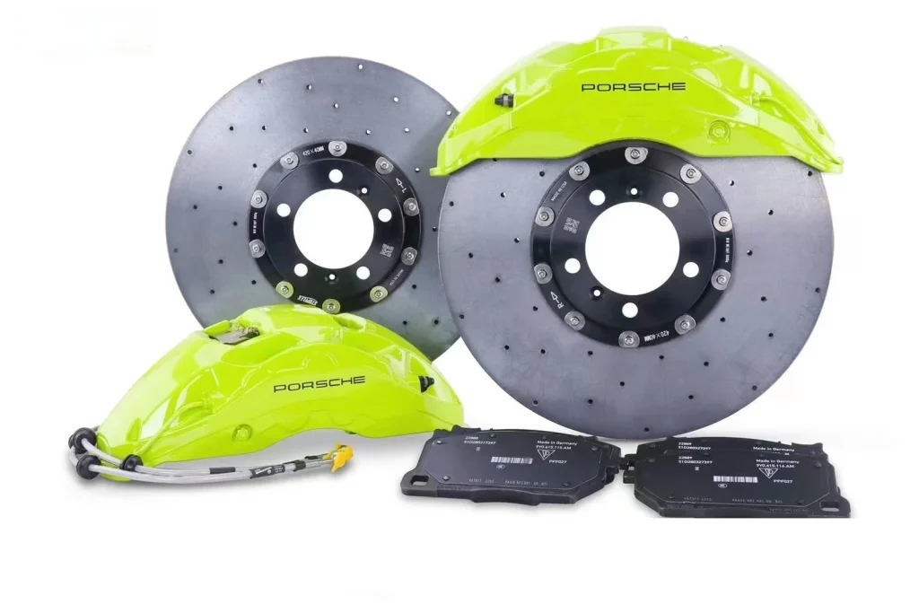 ชุดเบรก คาร์บอนเซรามิก Akebono 10 POT สำหรับ Porsche 992 911 Carrera / GTS / GT3 และรุ่นอื่น