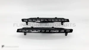 ไฟเดย์ไลท์ (DRL) พร้อมไฟเลี้ยว Audi Q7 4L ปี 2010-2015 สำหรับกันชนเดิม 12 LED OEM 4L0953041D/042D GGD