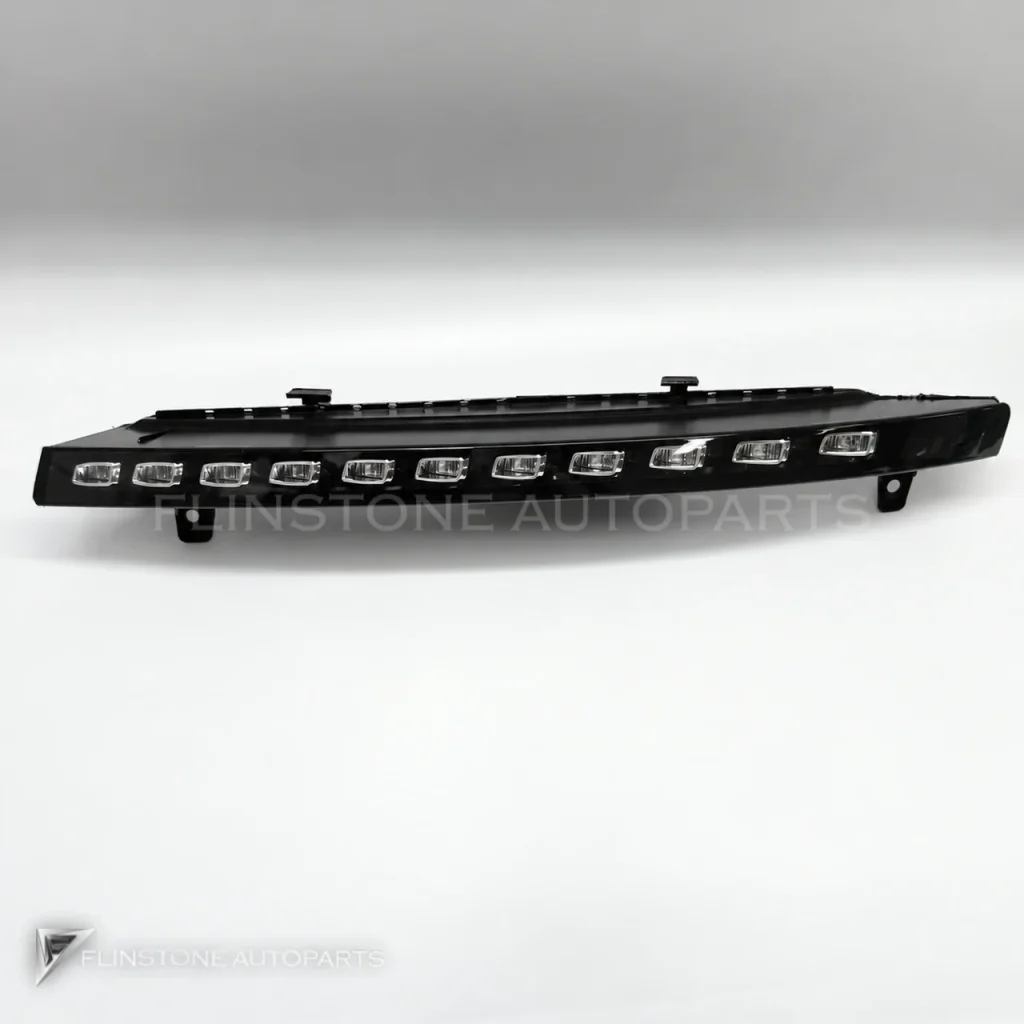 ไฟเดย์ไลท์ (DRL) พร้อมไฟเลี้ยว Audi Q7 4L ปี 2010-2015 สำหรับกันชนเดิม 11 LED OEM 4L0953041D/042D GGD