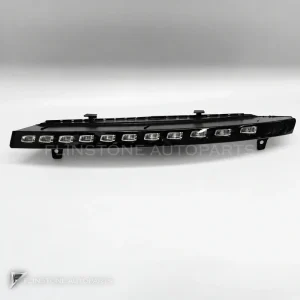 ไฟเดย์ไลท์ (DRL) พร้อมไฟเลี้ยว Audi Q7 4L ปี 2010-2015 สำหรับกันชนเดิม 11 LED OEM 4L0953041D/042D GGD