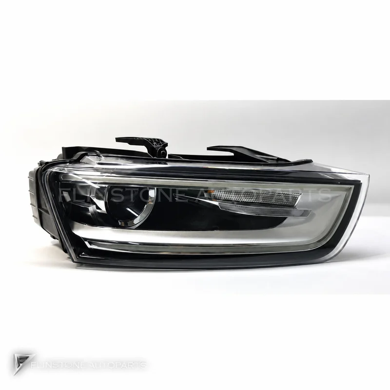 Headlights Audi Q3 8U year 2013-2015 Xenon OEM 8UD941005/006 GGD
