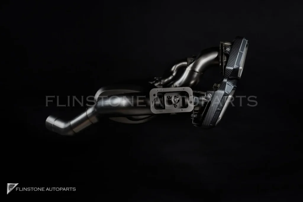 exhaust system BMW XM G09 Akrapovic