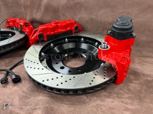 ชุดเบรก Toyota Land Cruiser 300 Brembo