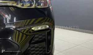 ครอบกันชนหน้า คาร์บอน BMW X7 G07 ทรง Renegade Design