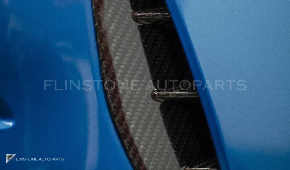 ครอบกันชนหลัง คาร์บอน BMW X6 G06 ทรง Renegade Design
