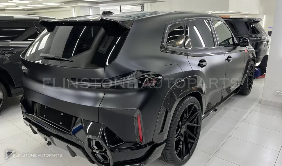 ครอบกันชนหลัง คาร์บอน BMW XM G09 ทรง Renegade Design
