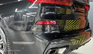 ครอบข้างกันชนหลัง คาร์บอน BMW X7 G07 ทรง Renegade Design