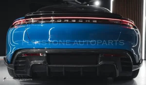 สปอยเลอร์ คาร์บอน Porsche Taycan ทรง Renegade Design