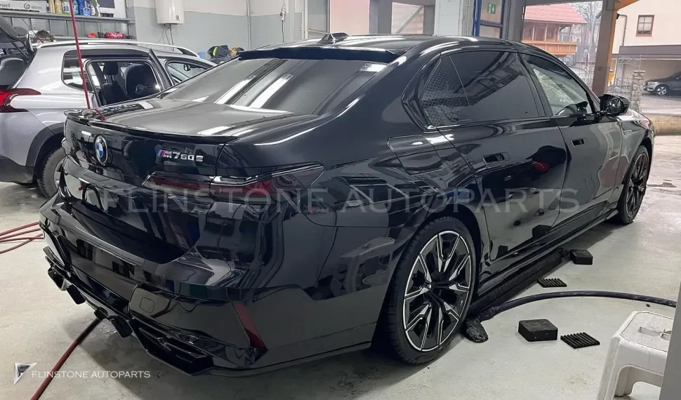 สปอยเลอร์ท้าย BMW 7 Series G70 ทรง Renegade Design