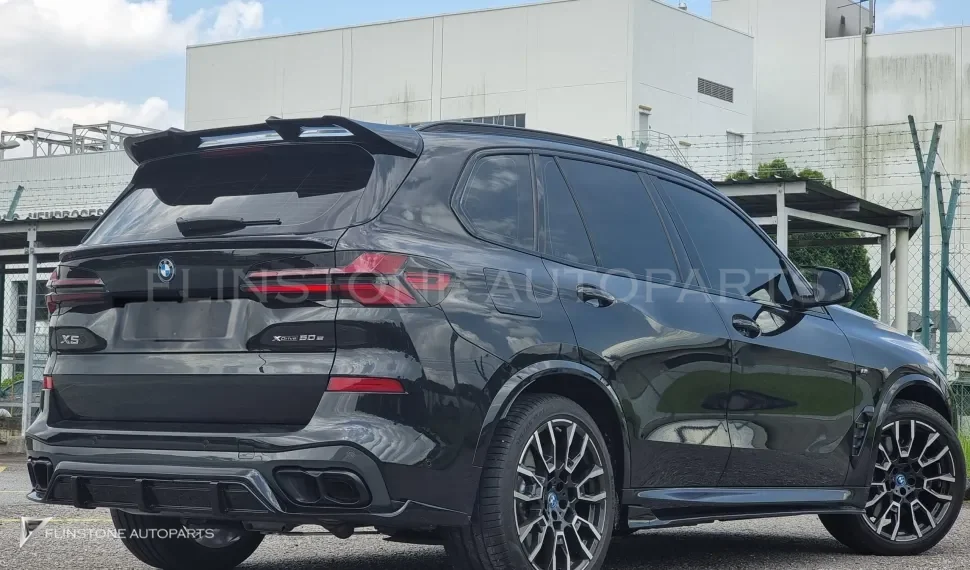 สเกิร์ตข้าง BMW X5 G05 LCI ทรง Renegade Design