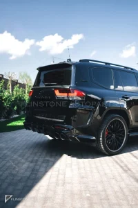 ชุดแต่งรอบคัน Toyota Land Cruiser 300 ทรง Renegade Design