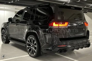 ชุดแต่งรอบคัน Toyota Land Cruiser 300 ทรง Renegade Design