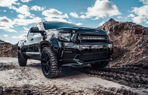 ชุดแต่งรอบคัน Toyota Tundra ทรง Renegade Design