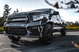 ชุดแต่งรอบคัน Toyota Tundra ทรง Renegade Design