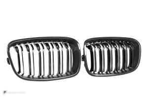 กระจังหน้าดรายคาร์บอน ทรง กระจังซี่คู่ BMW 1 Series F20 ก่อนไมเนอร์เชนจ์ SOOQOO