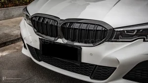 กระจังหน้าดรายคาร์บอน ทรง กระจังซี่คู่ BMW 3 Series G20 ก่อนไมเนอร์เชนจ์ SOOQOO