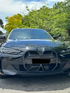 กระจังหน้าดรายคาร์บอน (รองรับเซนเซอร์) BMW i4 CSL SOOQOO