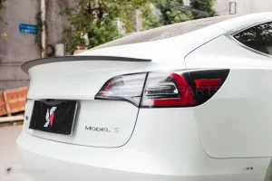 สปอยเลอร์ท้ายคาร์บอนด้าน ทรง A Tesla Model 3 SOOQOO