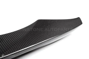สปอยเลอร์ท้ายดรายคาร์บอน ทรง V Toyota Supra A90 SOOQOO