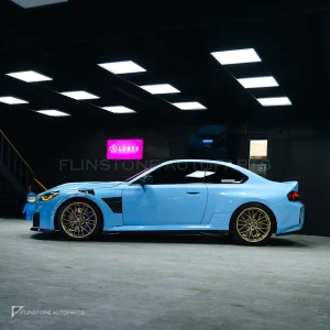 แก้มข้างผิวไพรเมอร์ขาว มีช่องระบาย BMW M2 G87 SOOQOO